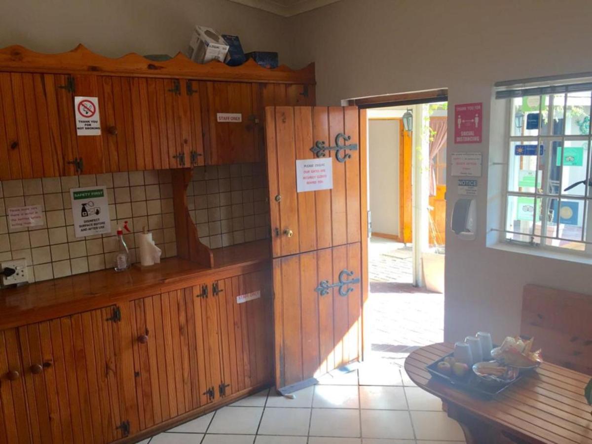 Jembjo'S Knysna Lodge & Backpackers Kültér fotó