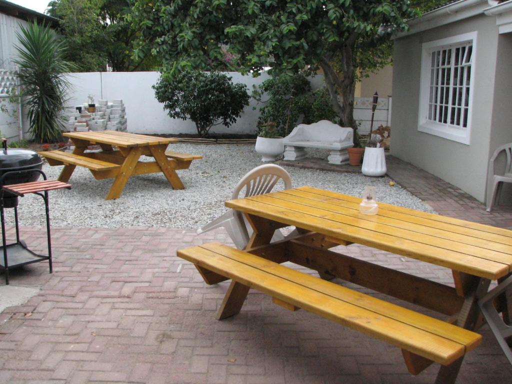 Jembjo'S Knysna Lodge & Backpackers Kültér fotó